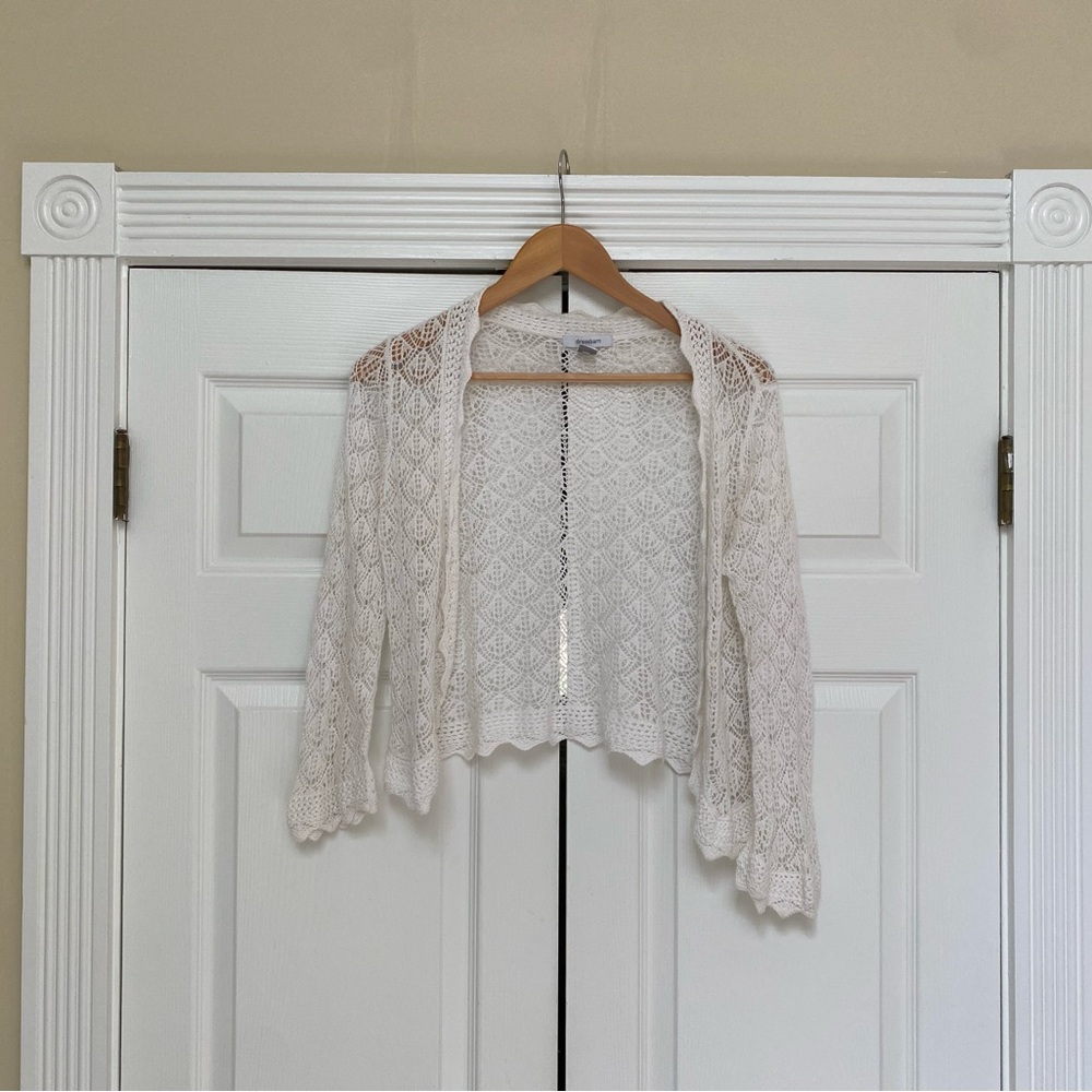 Women's Cream Lace Shrug